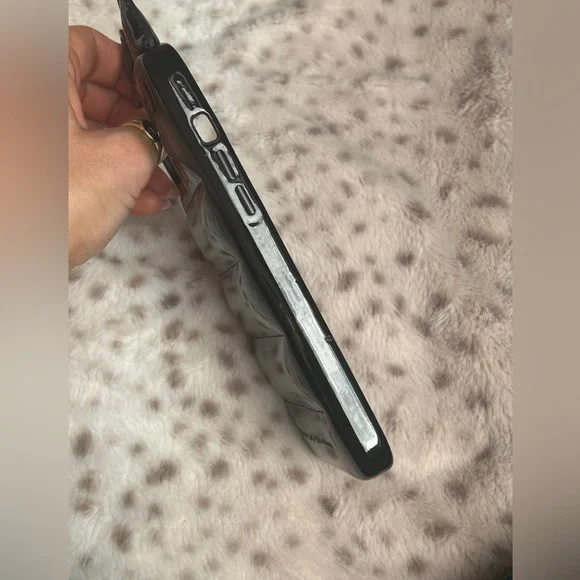 Used iPhone 15 plus urban sophistication BRATZ Jade phone case - Picture 5 of 12